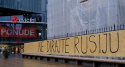 FOTO U centru Zagreba osvanuo natpis "Ne dirajte Rusiju"