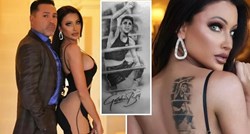 Atraktivna djevojka Oscara De La Hoye napravila ogromnu tetovažu boksačke ikone