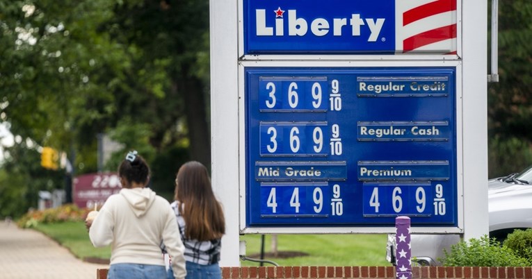 Inflacija u SAD-u iznad 8%, najviše poskupjeli hrana, struja, plin i benzin