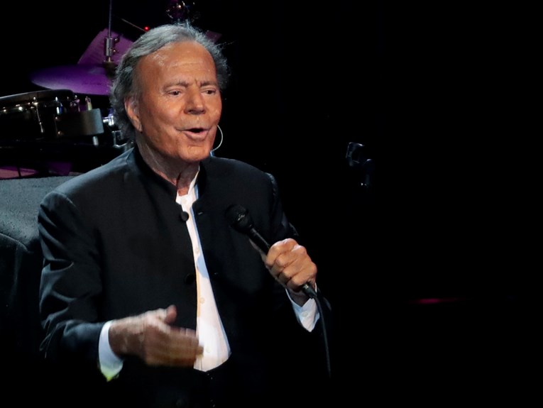 Julio Iglesias optužen za spolno zlostavljanje dviju žena