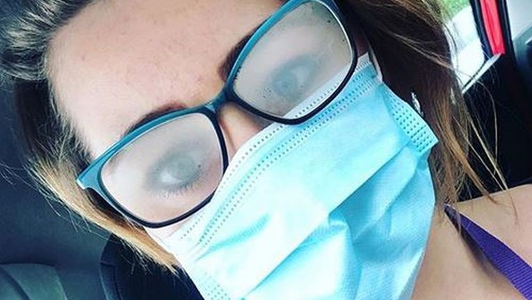 Liječnik otkrio kako da spriječite zamagljivanje naočala dok nosite masku
