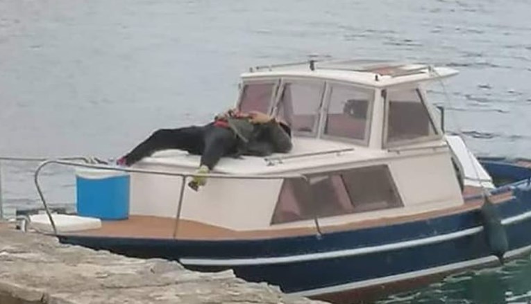 Prizor s brodića u Dalmaciji nasmijao ljude: Sve je dobro dok se ne okrene na stranu