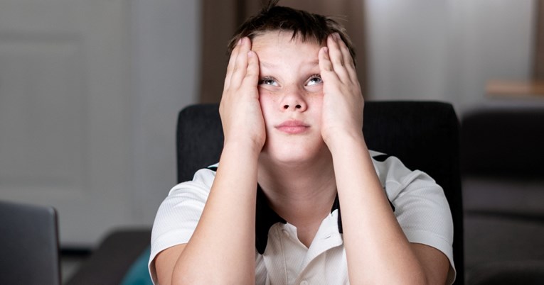 Znakovi ADHD-a često se javljaju prije škole, no lako se zamijene za nestašluk