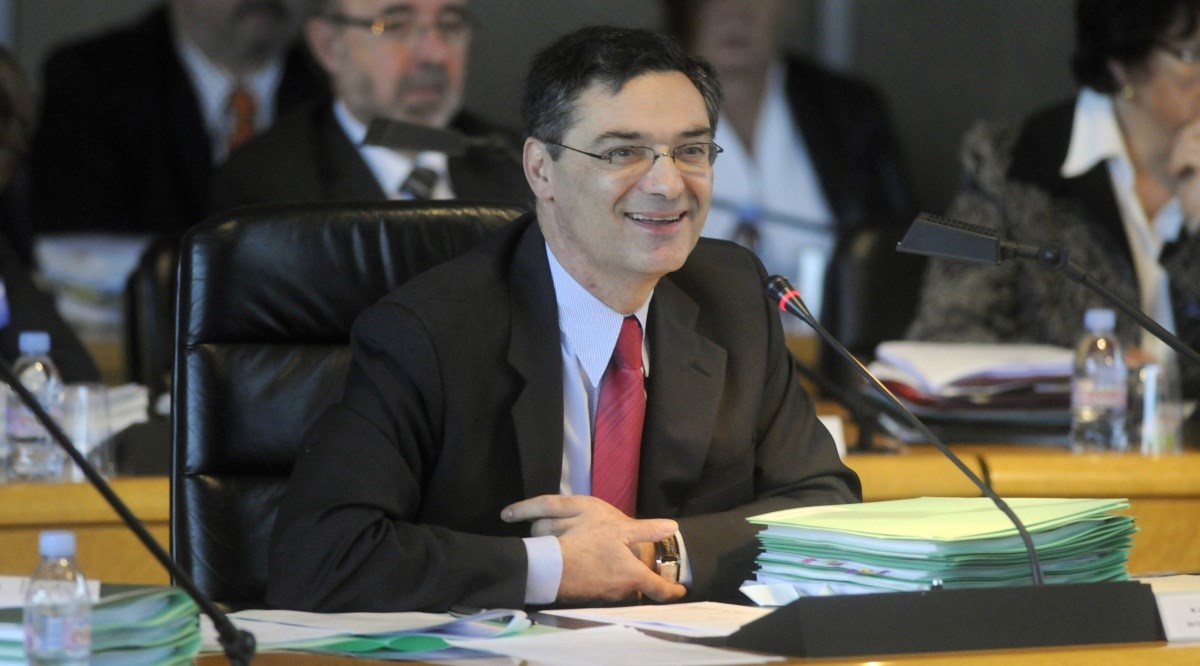 Od koronavirusa umro savjetnik bivših francuskih predsjednika