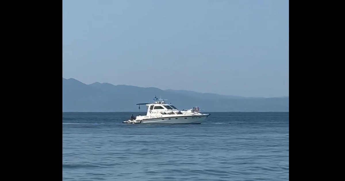 VIDEO Jet skijem divljao blizu obale na Krku, pomorska policija ga uhvatila