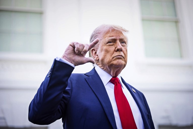 12 američkih saveznih država tužilo Trumpa zbog carina