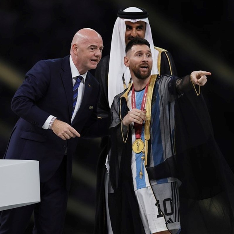 Messi nosio ogrtač bogatih Katarana. Zabaleta: Ali zašto?
