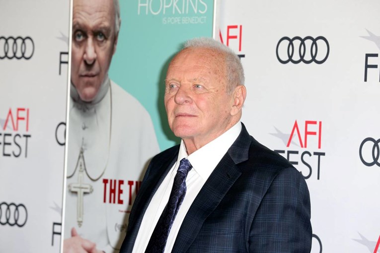 Anthony Hopkins o trenutku kad je shvatio da je alkoholičar: "Čuo sam glas iznutra"