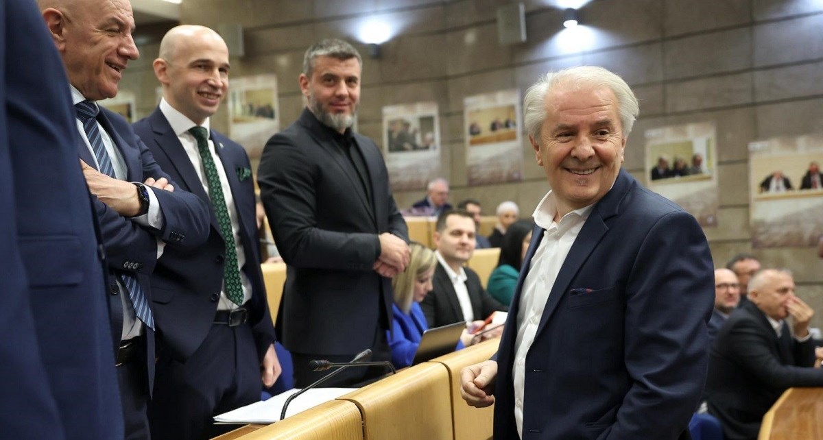 Propao pokušaj dogovora o vladi Federacije BiH. Očekuje se Schmidtova odluka