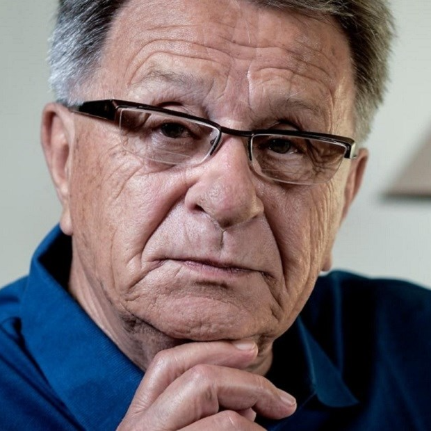 Ćiro: Rak se proširio i na kosti, pomirio sam se sa situacijom