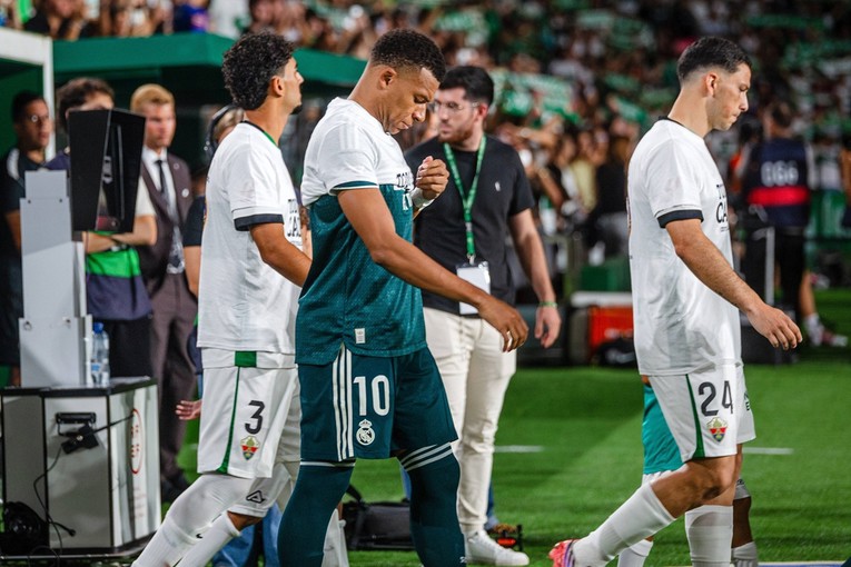 Mbappe objasnio zašto nije nosio majicu protiv invazije migranata