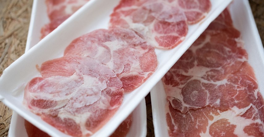 Evo koji su najsigurniji načini odmrzavanja mesa