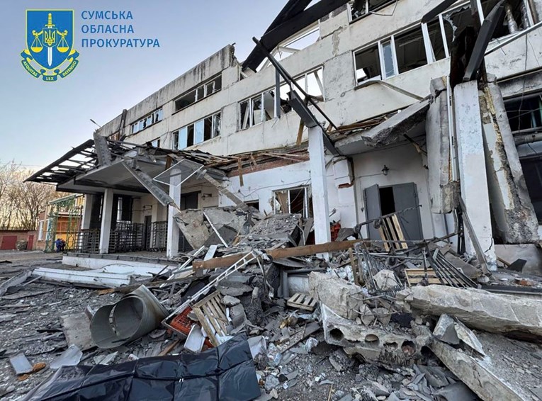 Zelenski: Rusi napadaju unatoč primirju, naši borci odgovaraju neprijatelju