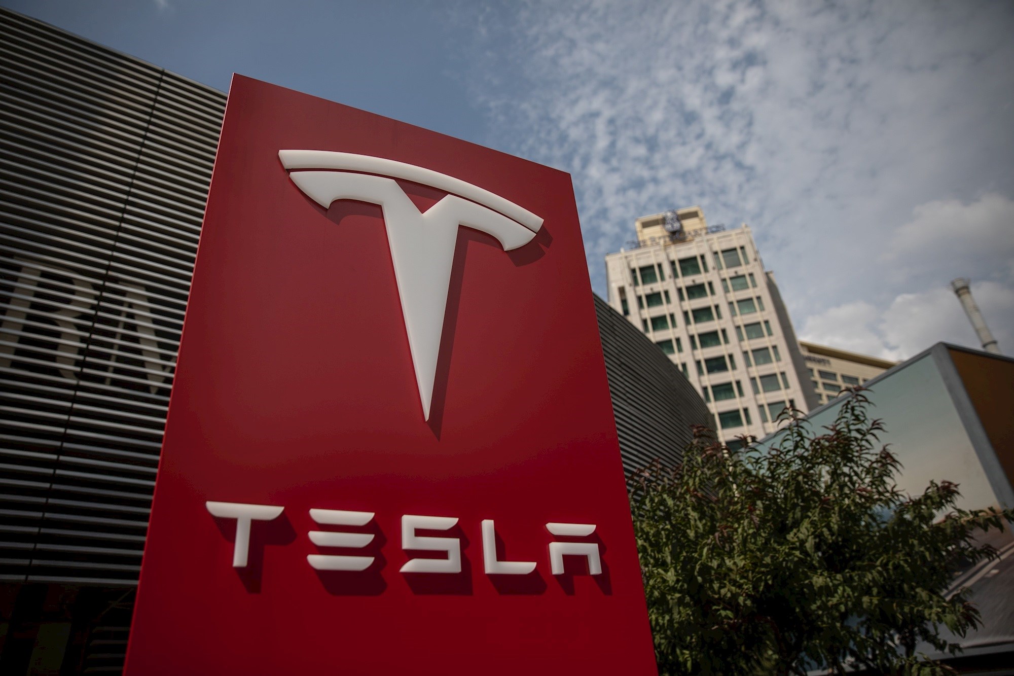 Tesla gradi stanicu za skladištenje energije u Kini, uložit će 556 milijuna dolara