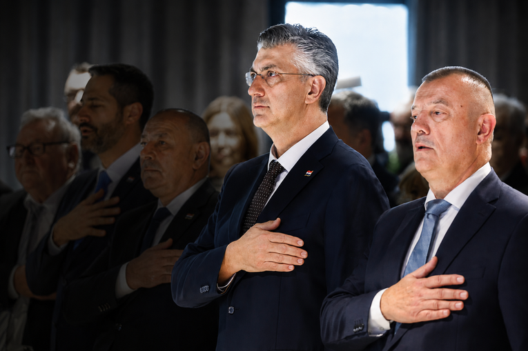 HDZ se oglasio o generalu koji je pijan slupao tri auta