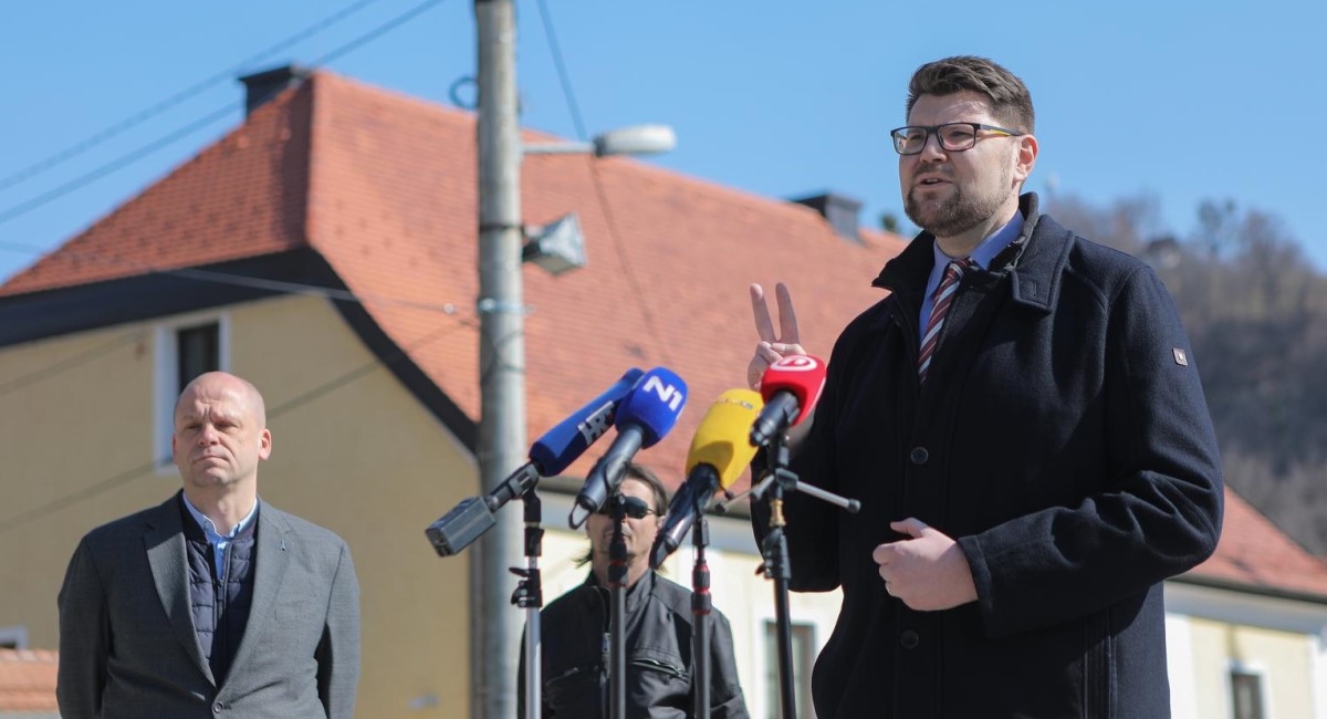 Grbin: Vrijeme je da vlada ljudima vrati novac koji su sami uložili u obnovu
