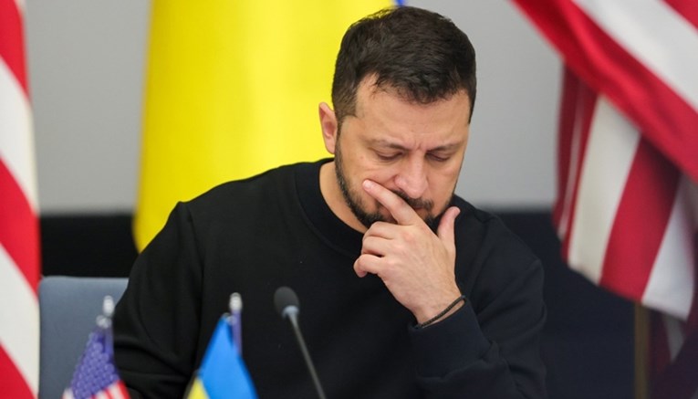 Zelenski navodno razmišlja o raspisivanju izbora na ljeto. Pet je razloga za to