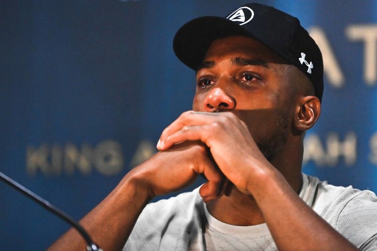 Joshuin vozač optužen za izazivanje nesreće u kojoj su poginula dva člana tima