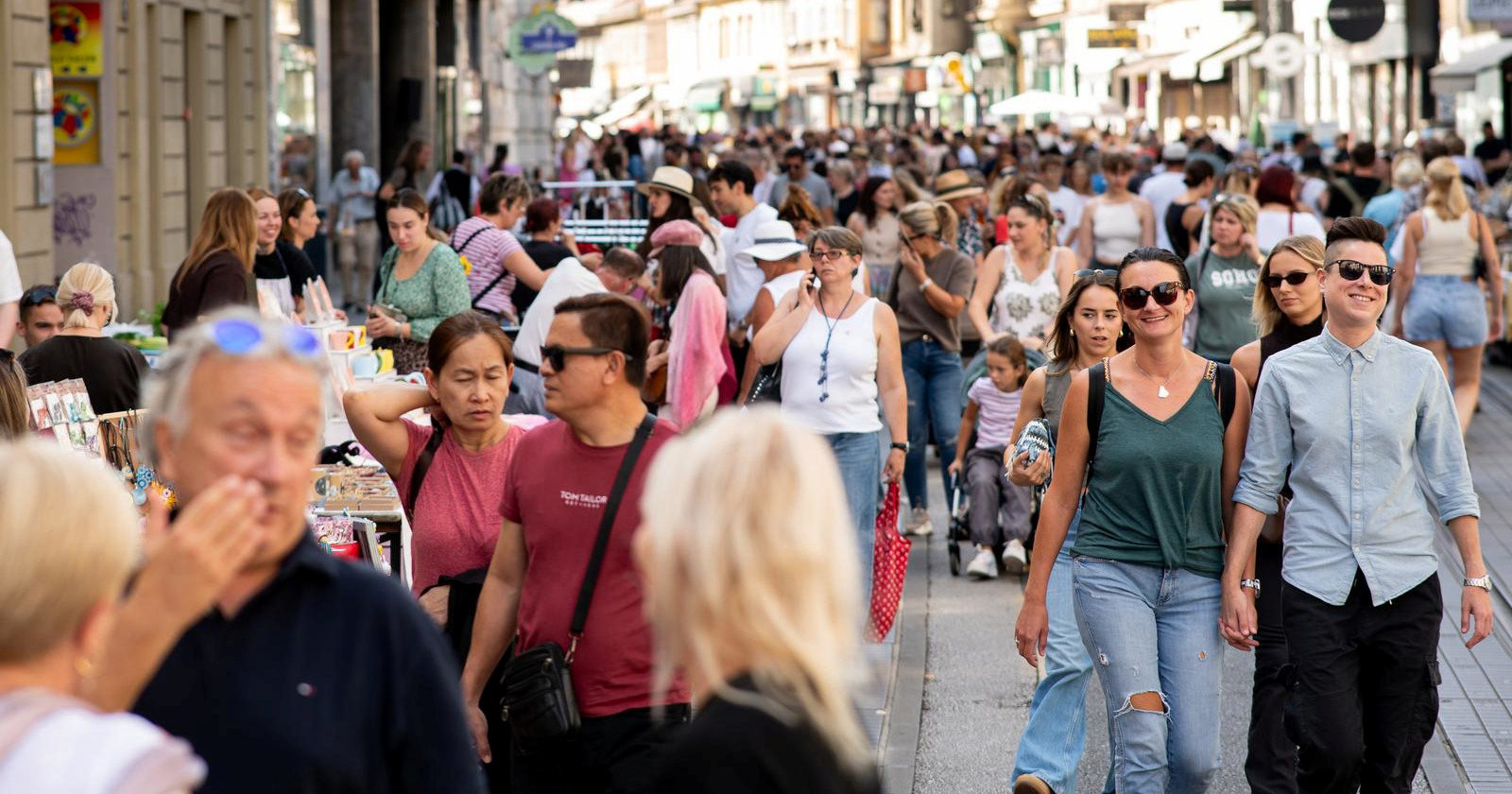 Zagrebačka Ilica danas je bila zatrpana prolaznicima. Razlog? Q'ART