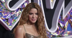 Shakira navodno snima dokumentarac u kojem će otkriti istinu o prekidu s Piqueom