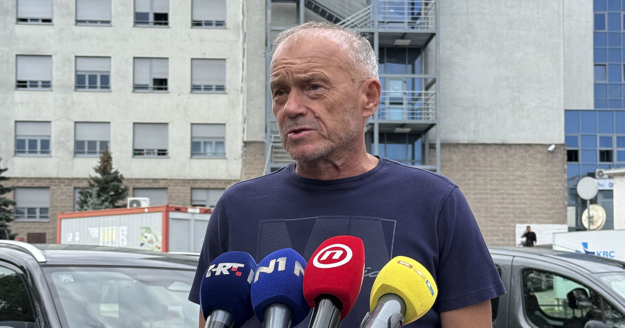 Profesor Božurić nakon susreta s ranjenim dječakom: "Bio sam na rubu suza"