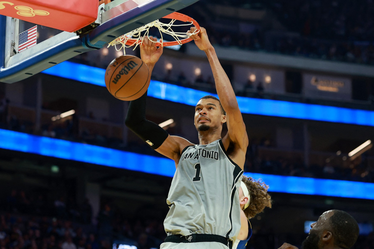 VIDEO Spektakularan učinak Wembanyame. Postao je najmlađi igrač kojem je ovo uspjelo