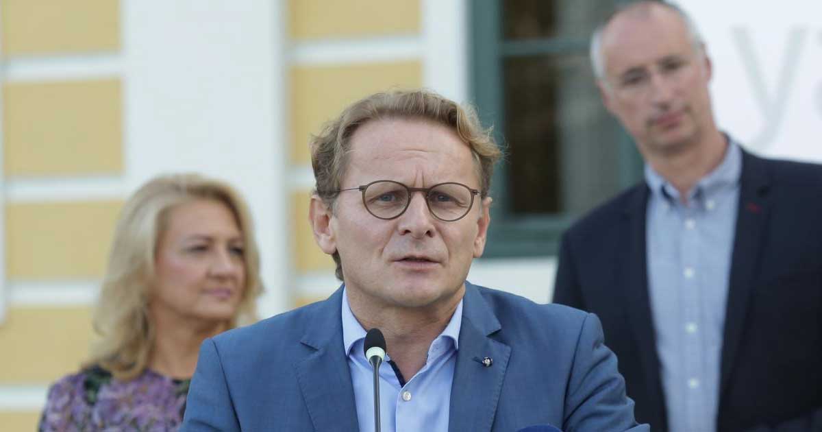 Đikić: Stožer se sada uozbiljio, trebamo se pripremiti za jesen