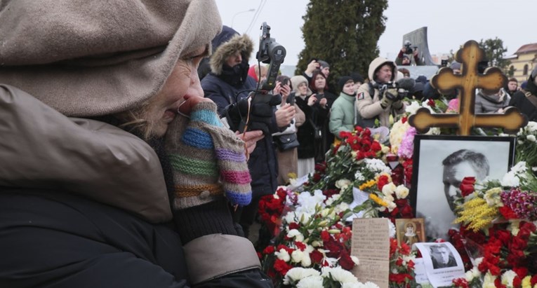 Godišnjica je smrti Navalnog. Njegova udovica: Jako te volim, jako mi nedostaješ