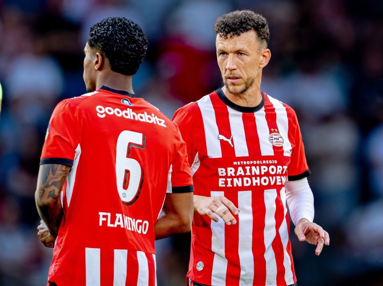VIDEO Čudesni Perišić zabio dva gola za PSV