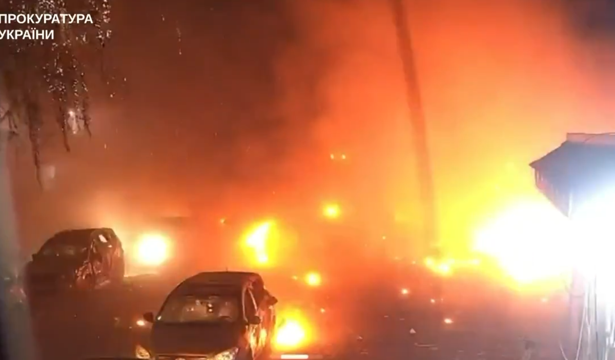 VIDEO Rusi pogodili stambeno naselje kod Harkiva, poginuli tinejdžeri