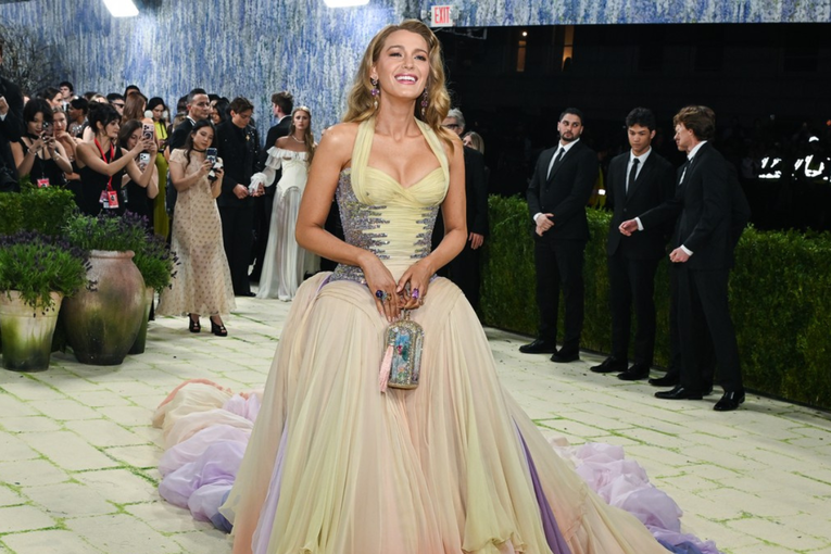 Blake Lively oduševila modnim detaljem inspiriranim dječjim crtežima