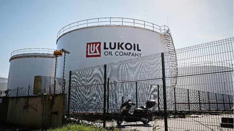 EU priprema naftne sankcije Rusiji, neke članice se tome oštro protive