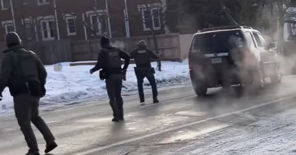 ICE agent koji je ubio ženu u Americi pretrpio unutarnje krvarenje