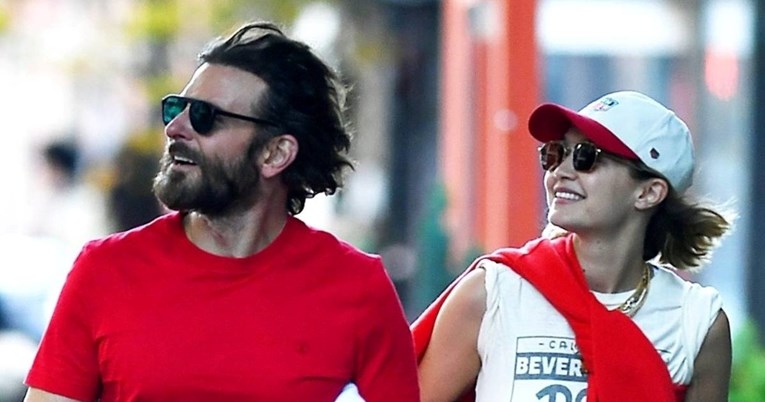 Bradley Cooper i Gigi Hadid prošetali ulicama New Yorka u usklađenim outfitima