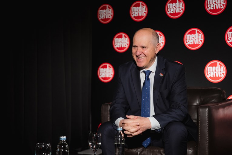 Bačić: Da nije bilo vlade, na Maksimiru se ne bi gradio novi stadion