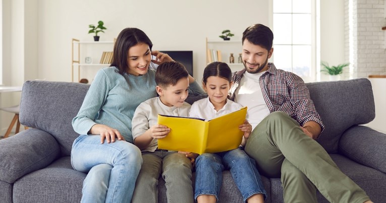 Tri stvari koje dobri roditelji uvijek imaju u svojim domovima, bez obzira na prihode