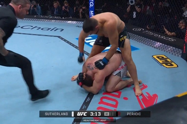 Australski Hrvat ušao u kavez uz pjesmu Hrvatska zastava i nokautirao protivnika