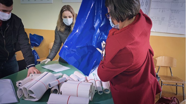 HDZ-BiH dobio 18.000 glasova na izborima u Mostaru, bošnjačka koalicija 3188 manje