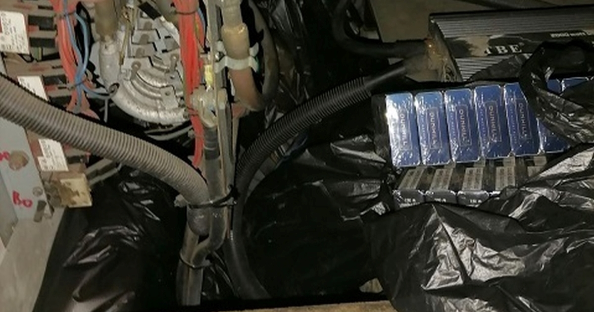 FOTO Pogledajte kako su dva Bugara pokušala prošvercati cigarete u Hrvatsku