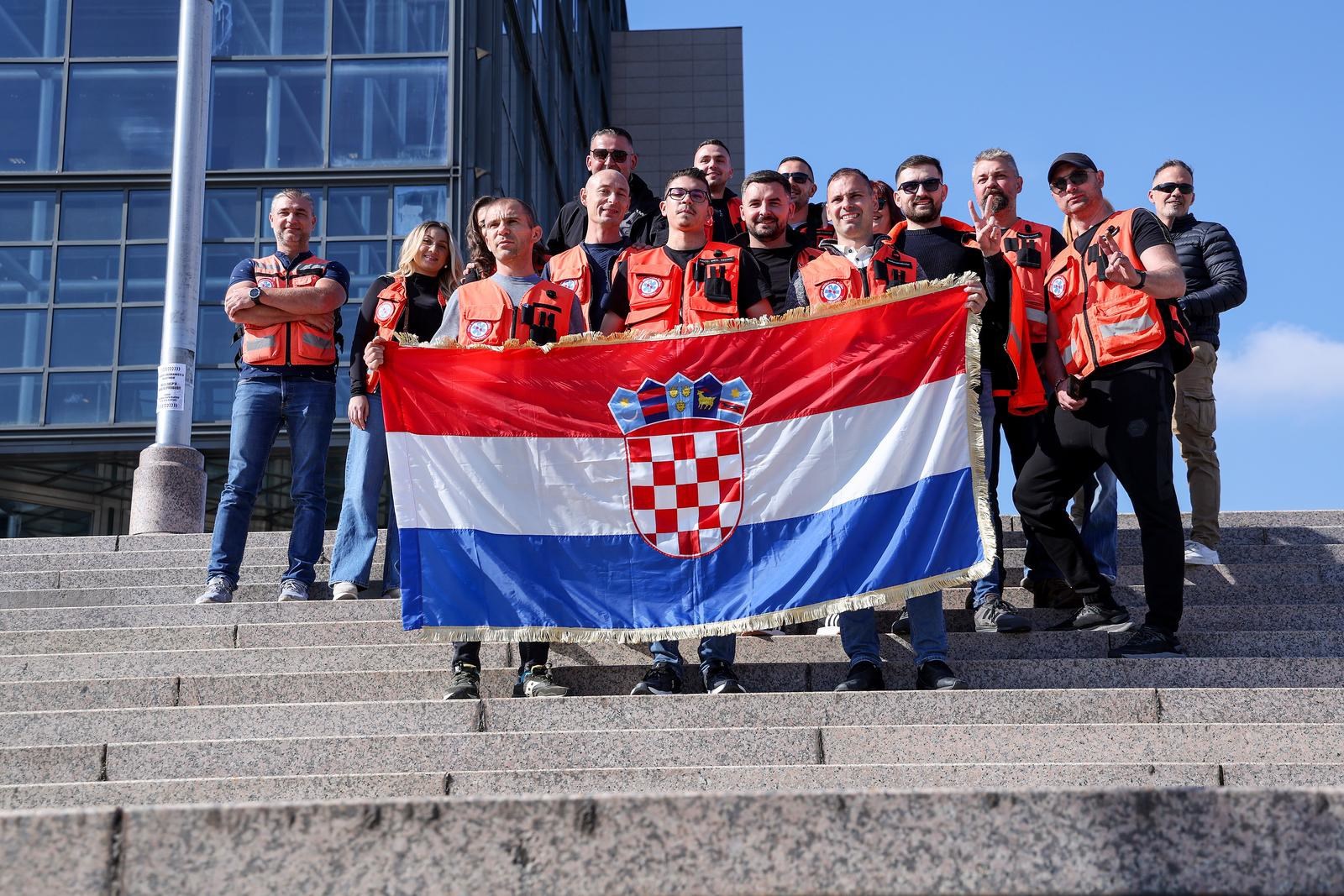 Ministrica Hrstić: Hitnjaci ne rade u uvjetima za koje bi dobili beneficirani staž