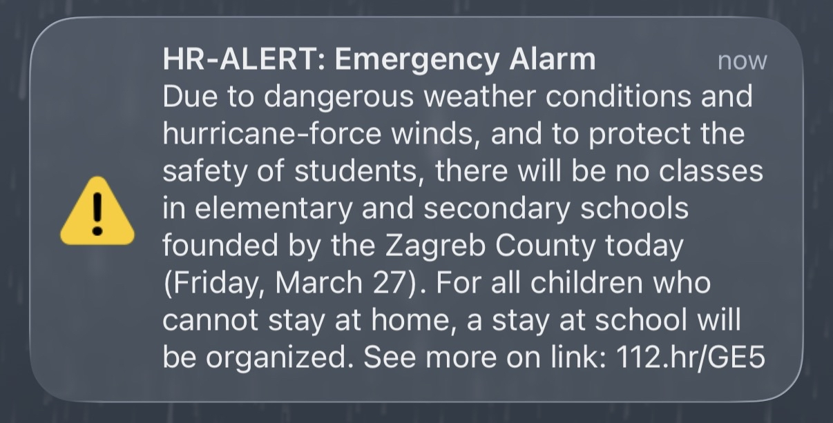 Poruka da danas nema škole kasnila je više od sat vremena. Zašto?