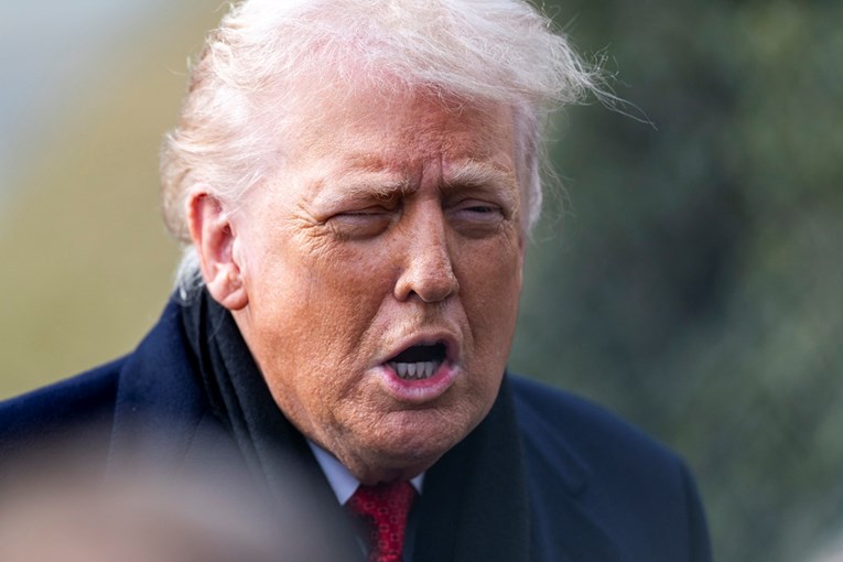 Trump o napadu na Iran: "Onesposobljeni su, i to na onoliko dugo koliko mi želimo"