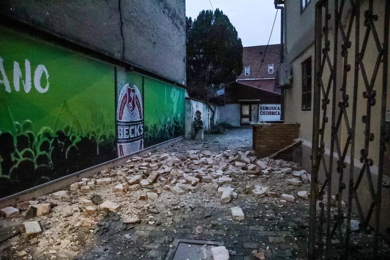 Civilna zaštita: Molimo poštujte korona-mjere ako izlazite na ulice