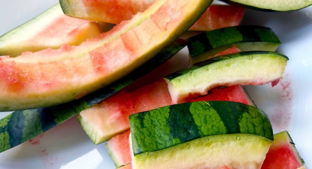 Kora lubenice zapravo je zdrava i ne biste je trebali bacati, evo kako je iskoristiti