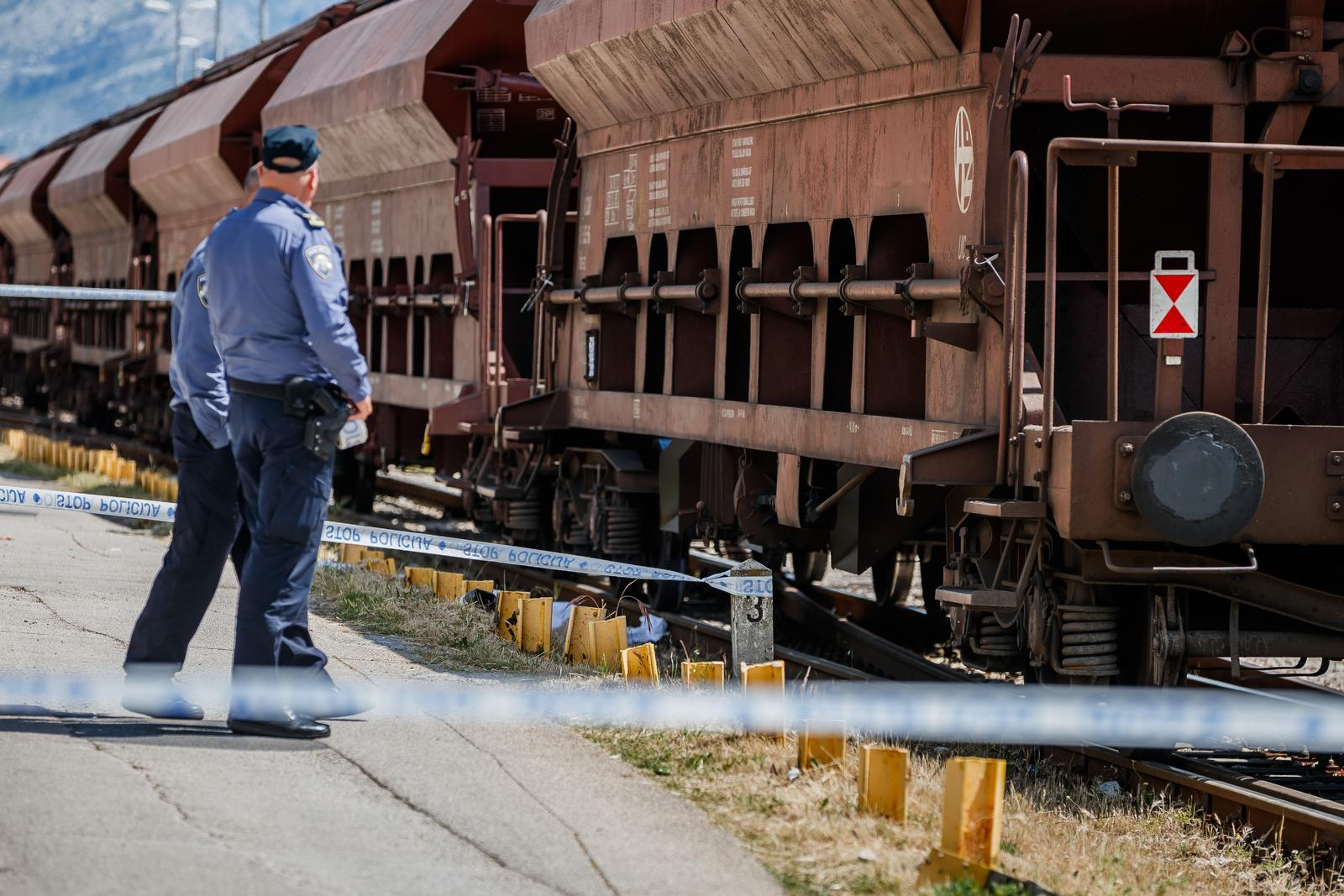 Novi incident. Teretni vlak HŽ-a prošao kroz crveno