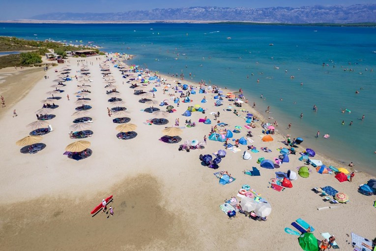 Ova predivna plaža najduža je u Hrvatskoj, njeno ime veže se uz legendu