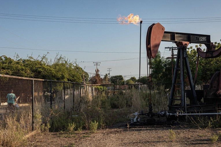 Cijene nafte pale prema 73 dolara