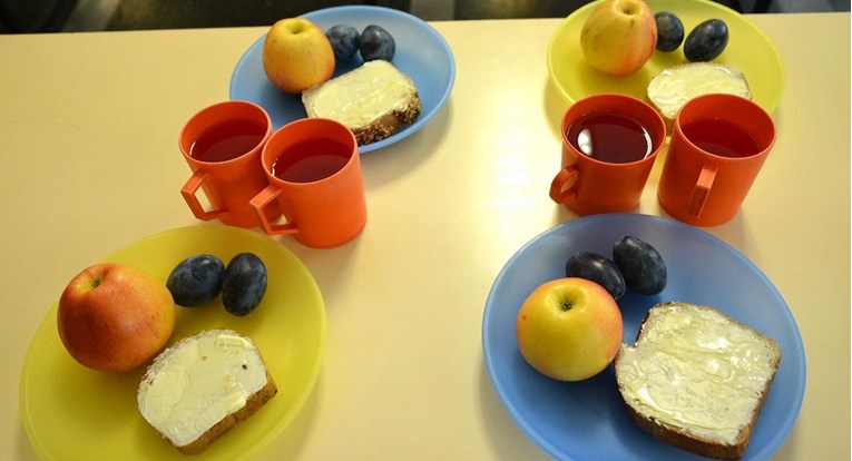 Splitski HDZ: Školska djeca bi mogla ostati bez obroka
