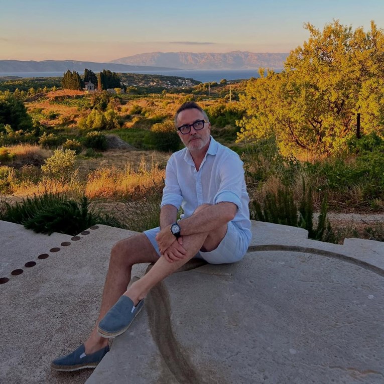 Tarik Filipović promijenio imidž: Pustio je bradu