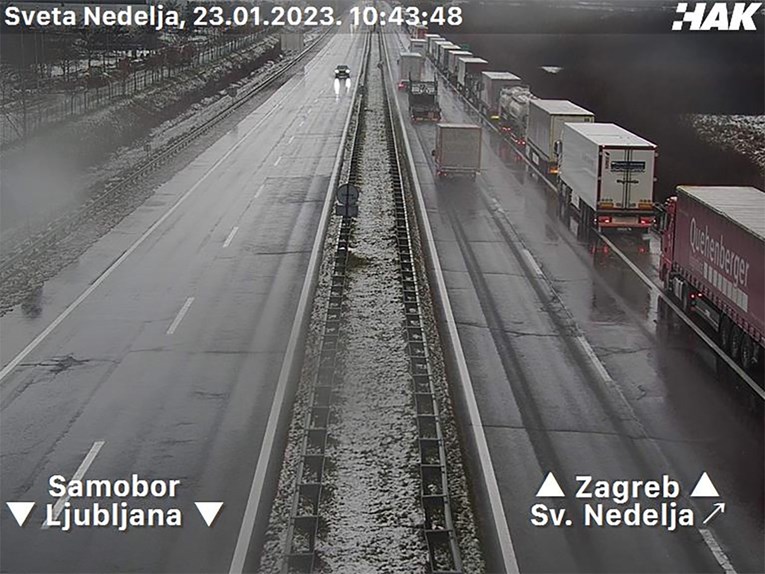 VIDEO 9 km duga kolona kamiona od Svete Nedelje do Bregane, ne mogu ući u Sloveniju